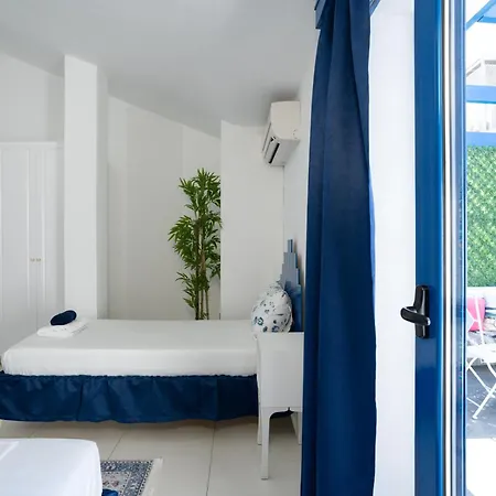 Deti Hotel 3*
